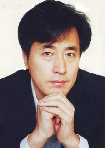 杨立新