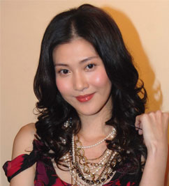 李彩桦